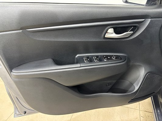Kia Rio Luxe RED Line, 2018 года, пробег 130829 км