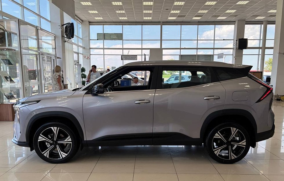 Geely Cityray Люкс, серебряный