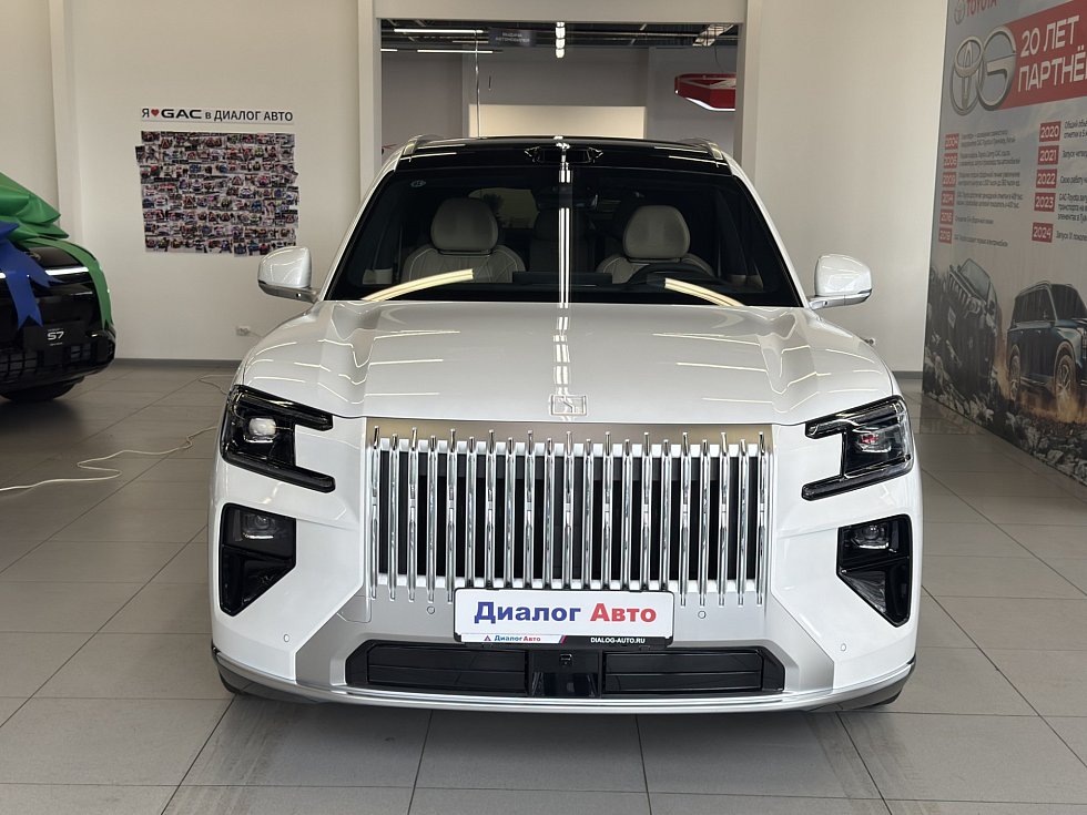 Zeekr 8X Ultra, белый