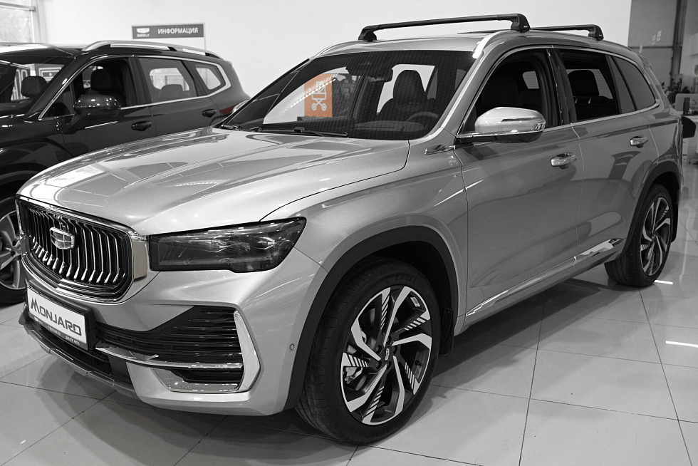 Geely Monjaro Флагман, серебряный