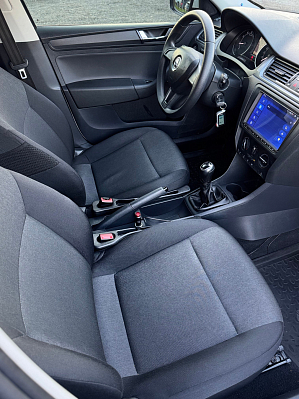 Skoda Rapid Hockey Edition Active, 2019 года, пробег 107100 км