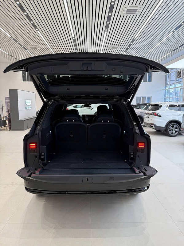 Zeekr 9X Ultra (5 seats), черный