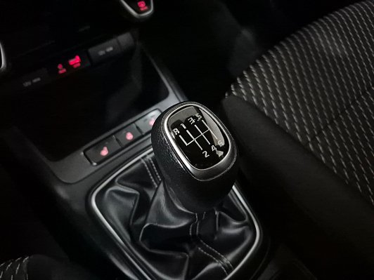Kia Rio Comfort, 2019 года, пробег 100056 км