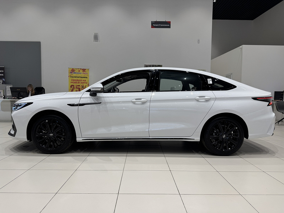 Chery Arrizo 8 Ультра Черный / Ultra Black, белый
