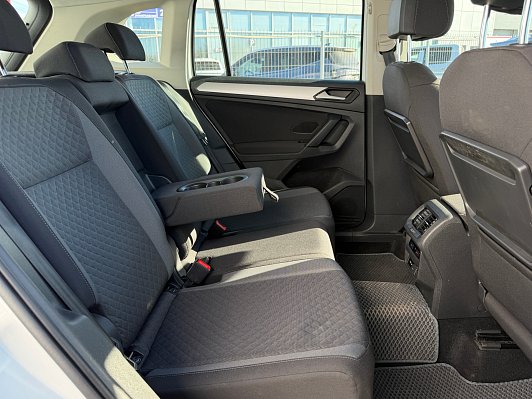 Volkswagen Tiguan Highline, 2020 года, пробег 65300 км