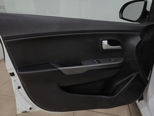 Kia Rio Prestige, 2016 года, пробег 277699 км