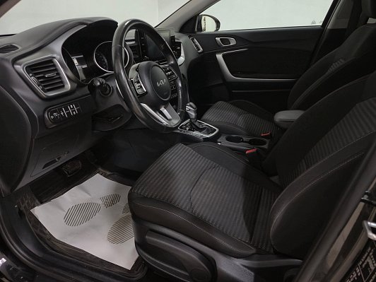 Kia Ceed Luxe, 2023 года, пробег 146300 км