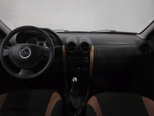 Lada (ВАЗ) Largus Quest (7 мест), 2020 года, пробег 118250 км