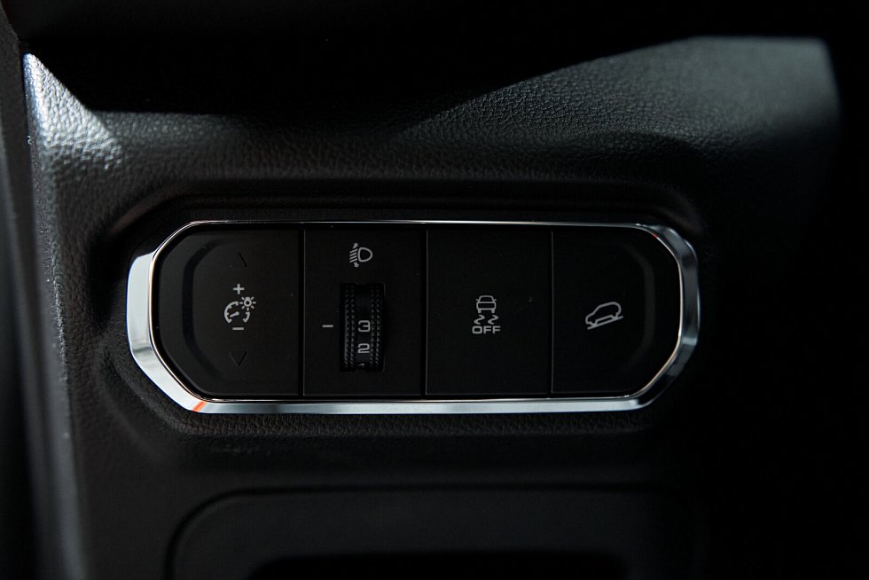 Haval Jolion Премиум, красный