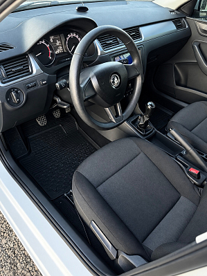 Skoda Rapid Hockey Edition Active, 2019 года, пробег 107100 км