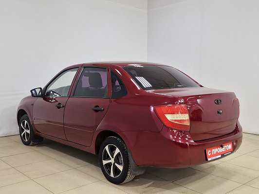 Lada (ВАЗ) Granta, 2013 года, пробег 271802 км