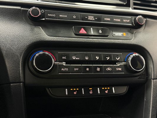 Kia Ceed Luxe, 2019 года, пробег 156054 км