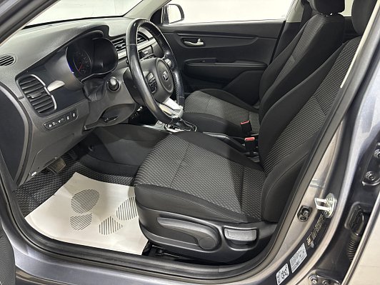 Kia Rio Luxe RED Line, 2018 года, пробег 130829 км