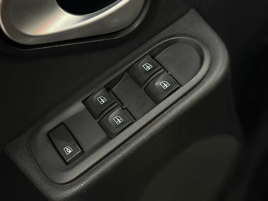 Renault Duster, 2017 года, пробег 123000 км