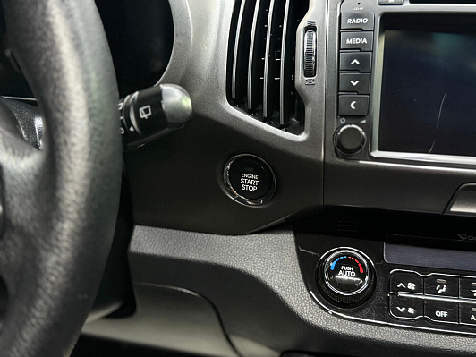 Kia Sportage Premium, 2012 года, пробег 216602 км