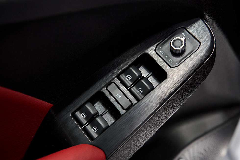 Haval Jolion Техно +, белый