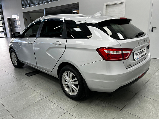 Lada (ВАЗ) Vesta Comfort, 2018 года, пробег 85000 км